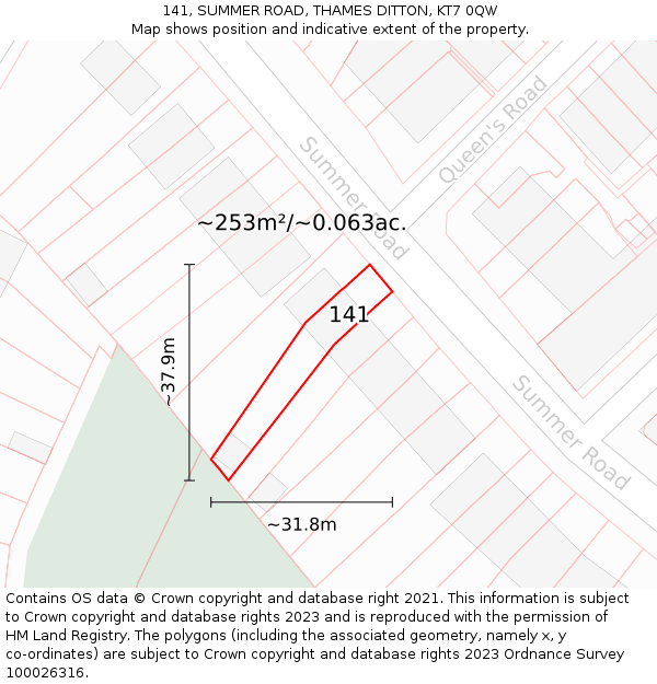 141, SUMMER ROAD, THAMES DITTON, KT7 0QW: Plot and title map