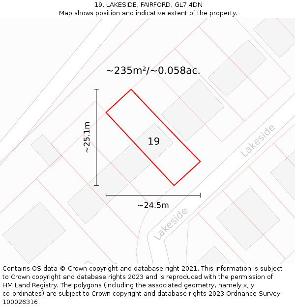 19, LAKESIDE, FAIRFORD, GL7 4DN: Plot and title map