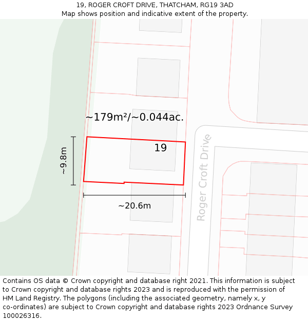 19, ROGER CROFT DRIVE, THATCHAM, RG19 3AD: Plot and title map
