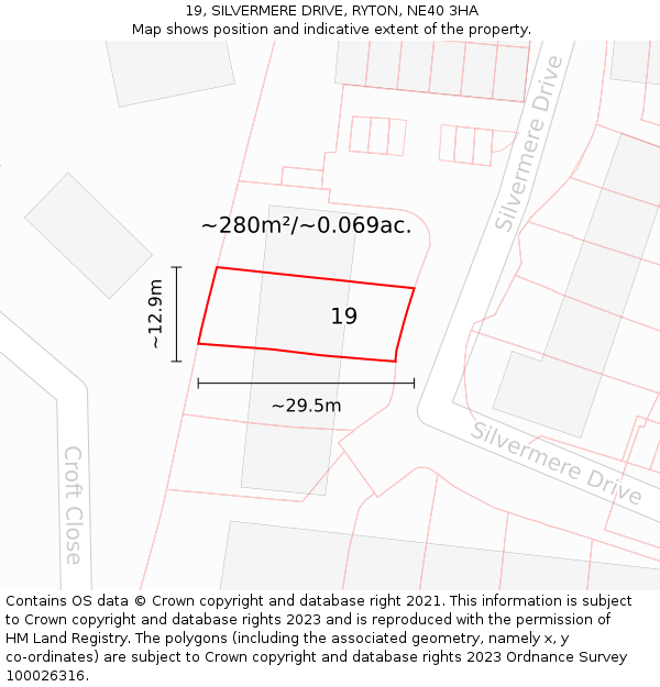 19, SILVERMERE DRIVE, RYTON, NE40 3HA: Plot and title map