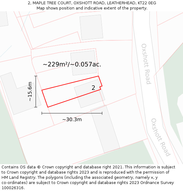 2, MAPLE TREE COURT, OXSHOTT ROAD, LEATHERHEAD, KT22 0EG: Plot and title map