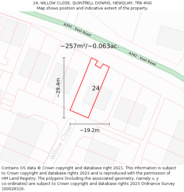 24, WILLOW CLOSE, QUINTRELL DOWNS, NEWQUAY, TR8 4NG: Plot and title map
