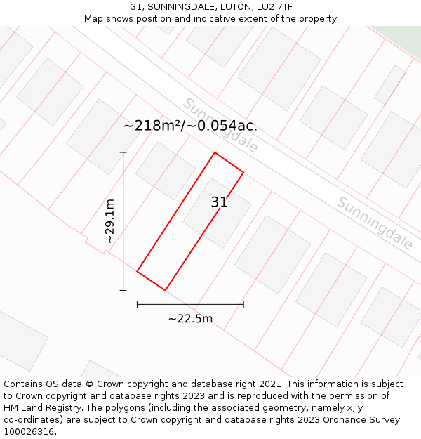 31, SUNNINGDALE, LUTON, LU2 7TF: Plot and title map