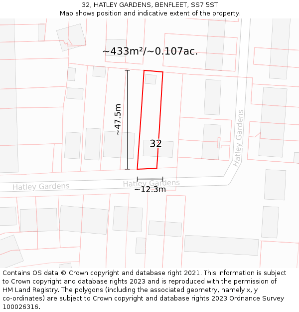 32, HATLEY GARDENS, BENFLEET, SS7 5ST: Plot and title map