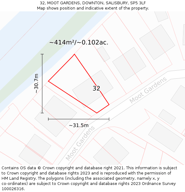 32, MOOT GARDENS, DOWNTON, SALISBURY, SP5 3LF: Plot and title map
