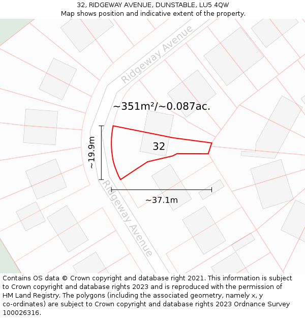 32, RIDGEWAY AVENUE, DUNSTABLE, LU5 4QW: Plot and title map
