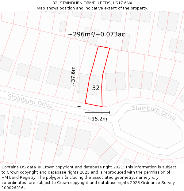 32, STAINBURN DRIVE, LEEDS, LS17 6NX: Plot and title map