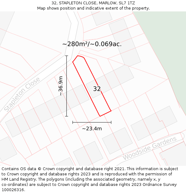 32, STAPLETON CLOSE, MARLOW, SL7 1TZ: Plot and title map