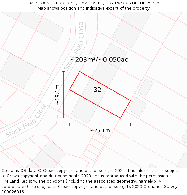 32, STOCK FIELD CLOSE, HAZLEMERE, HIGH WYCOMBE, HP15 7LA: Plot and title map