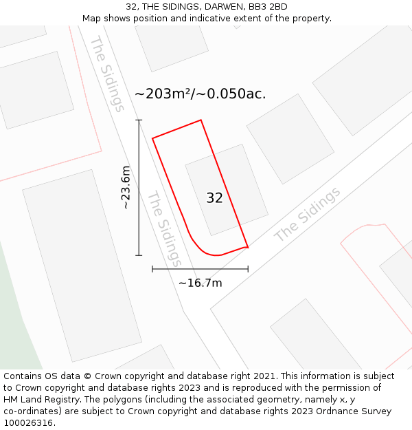 32, THE SIDINGS, DARWEN, BB3 2BD: Plot and title map