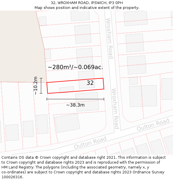 32, WROXHAM ROAD, IPSWICH, IP3 0PH: Plot and title map