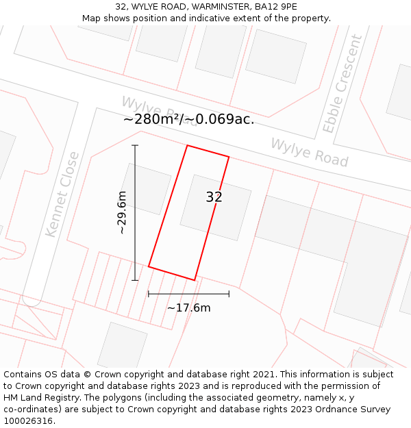 32, WYLYE ROAD, WARMINSTER, BA12 9PE: Plot and title map