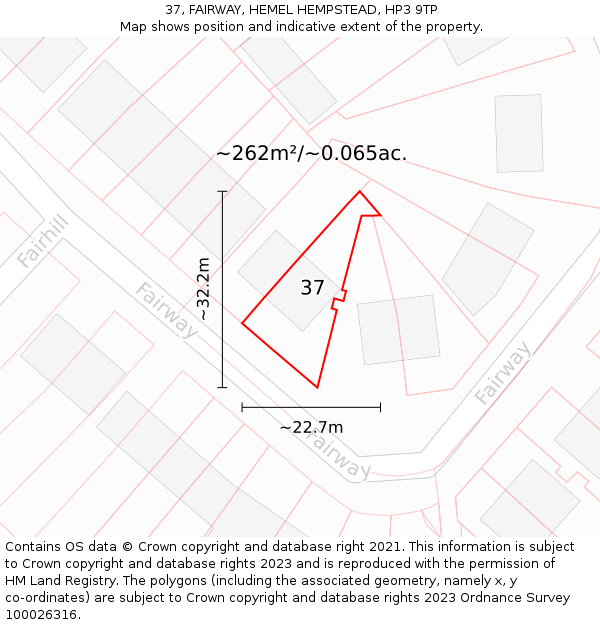 37, FAIRWAY, HEMEL HEMPSTEAD, HP3 9TP: Plot and title map