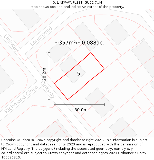 5, LINKWAY, FLEET, GU52 7UN: Plot and title map