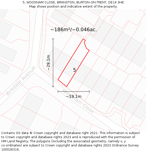 5, WOOSNAM CLOSE, BRANSTON, BURTON-ON-TRENT, DE14 3HE: Plot and title map