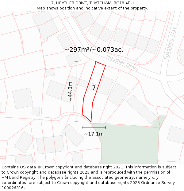 7, HEATHER DRIVE, THATCHAM, RG18 4BU: Plot and title map