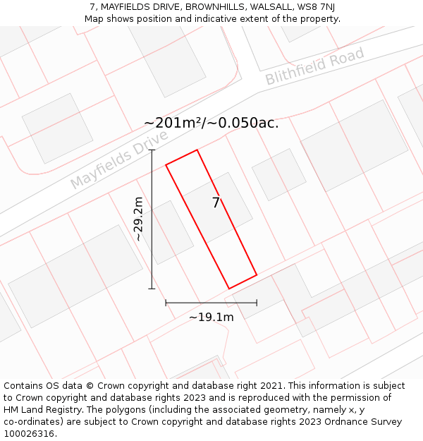 7, MAYFIELDS DRIVE, BROWNHILLS, WALSALL, WS8 7NJ: Plot and title map