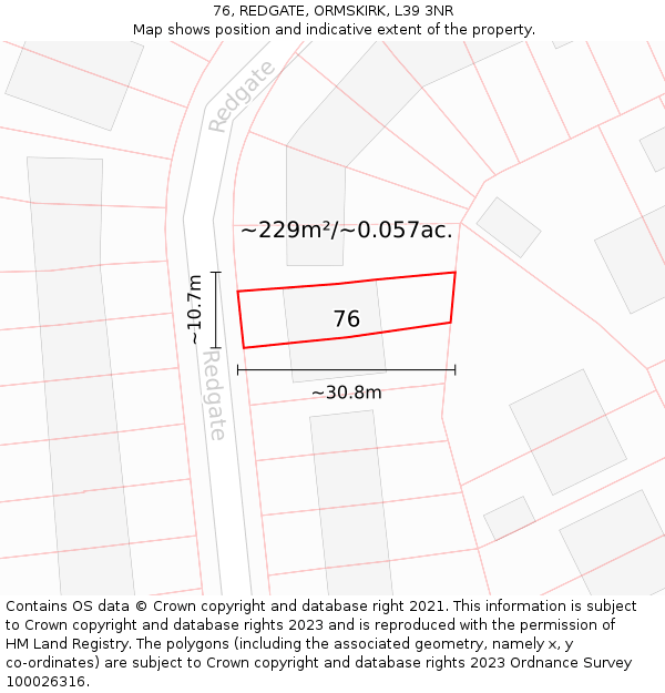 76, REDGATE, ORMSKIRK, L39 3NR: Plot and title map