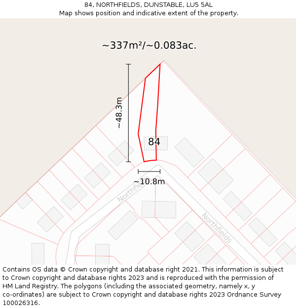 84, NORTHFIELDS, DUNSTABLE, LU5 5AL: Plot and title map