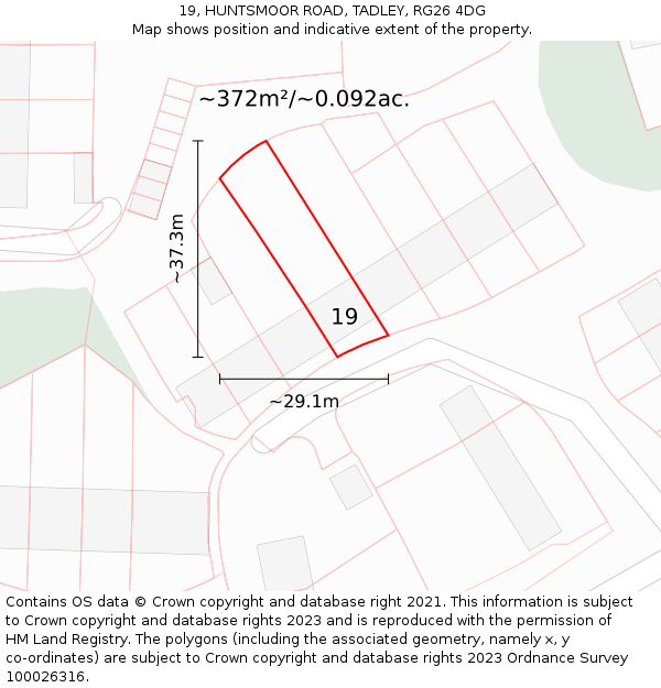 19, HUNTSMOOR ROAD, TADLEY, RG26 4DG: Plot and title map