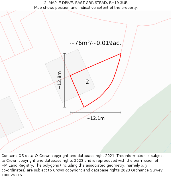 2, MAPLE DRIVE, EAST GRINSTEAD, RH19 3UR: Plot and title map
