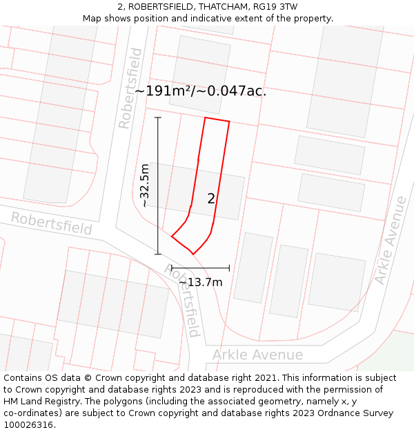 2, ROBERTSFIELD, THATCHAM, RG19 3TW: Plot and title map
