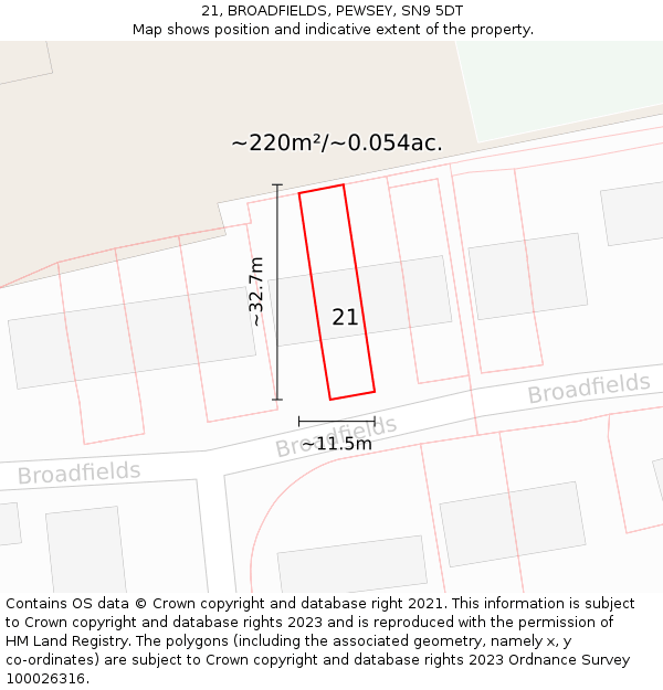 21, BROADFIELDS, PEWSEY, SN9 5DT: Plot and title map