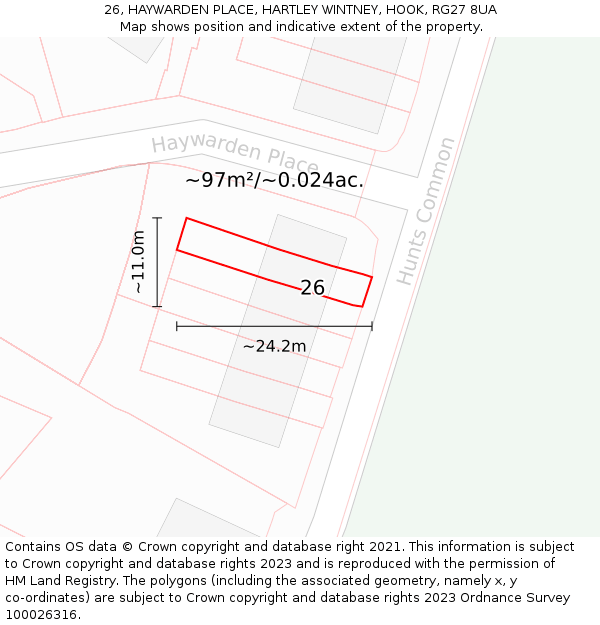 26, HAYWARDEN PLACE, HARTLEY WINTNEY, HOOK, RG27 8UA: Plot and title map