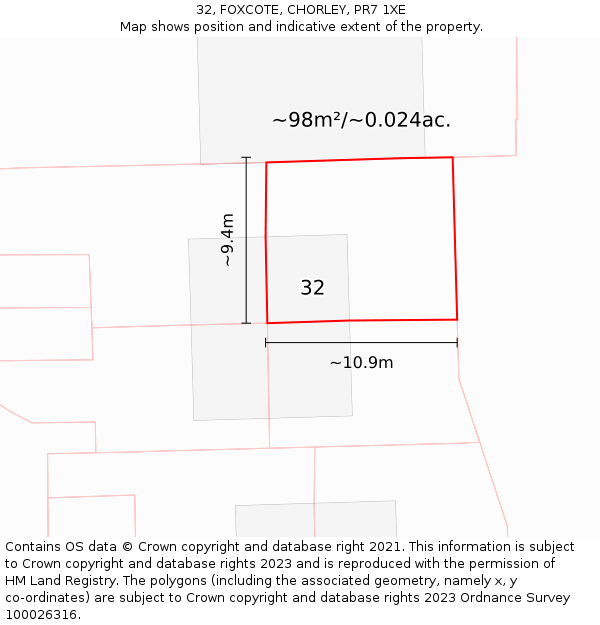 32, FOXCOTE, CHORLEY, PR7 1XE: Plot and title map