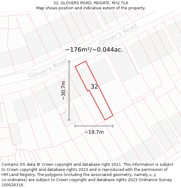 32, GLOVERS ROAD, REIGATE, RH2 7LA: Plot and title map