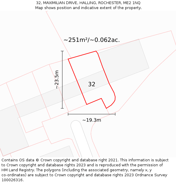 32, MAXIMILIAN DRIVE, HALLING, ROCHESTER, ME2 1NQ: Plot and title map