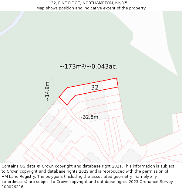 32, PINE RIDGE, NORTHAMPTON, NN3 5LL: Plot and title map