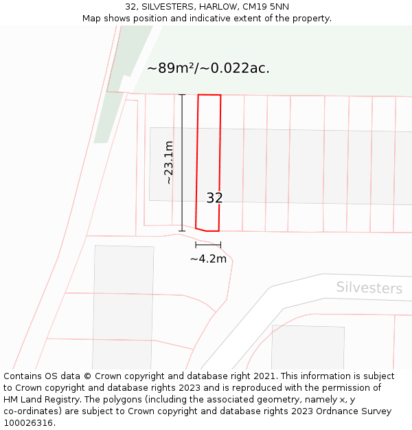 32, SILVESTERS, HARLOW, CM19 5NN: Plot and title map
