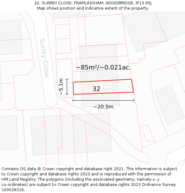32, SURREY CLOSE, FRAMLINGHAM, WOODBRIDGE, IP13 9SJ: Plot and title map