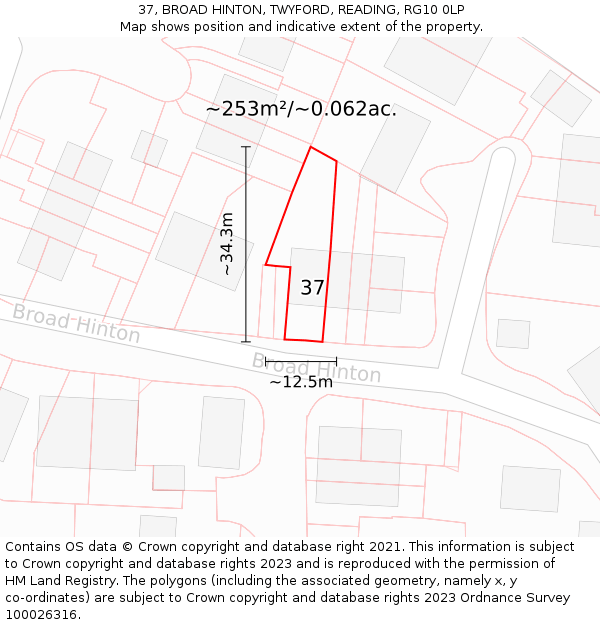 37, BROAD HINTON, TWYFORD, READING, RG10 0LP: Plot and title map
