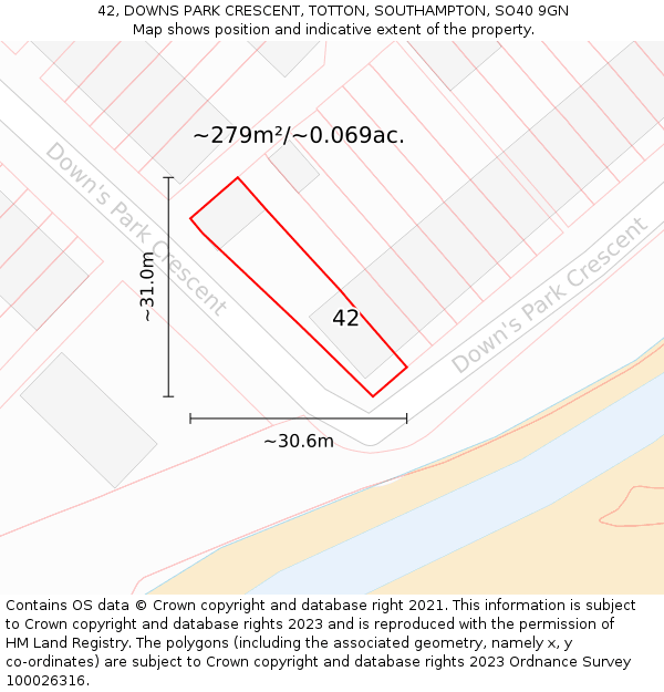 42, DOWNS PARK CRESCENT, TOTTON, SOUTHAMPTON, SO40 9GN: Plot and title map