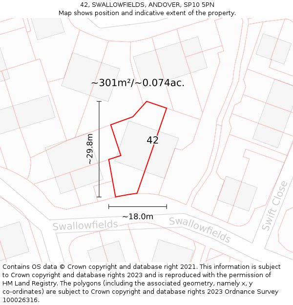42, SWALLOWFIELDS, ANDOVER, SP10 5PN: Plot and title map