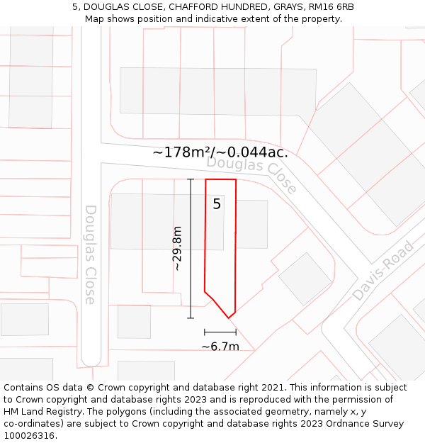 5, DOUGLAS CLOSE, CHAFFORD HUNDRED, GRAYS, RM16 6RB: Plot and title map