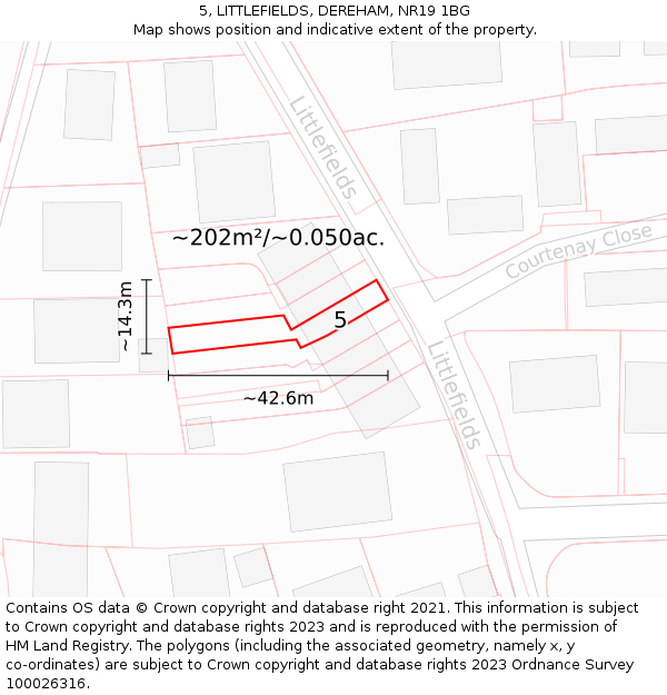 5, LITTLEFIELDS, DEREHAM, NR19 1BG: Plot and title map
