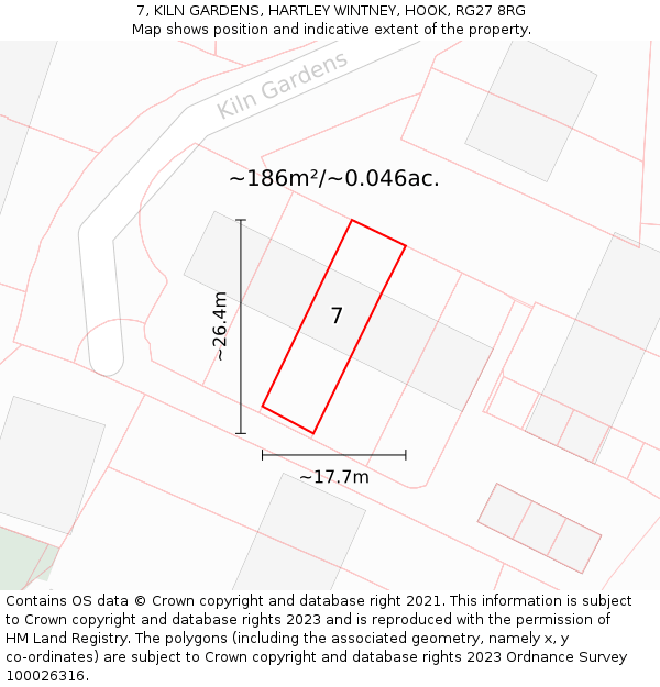 7, KILN GARDENS, HARTLEY WINTNEY, HOOK, RG27 8RG: Plot and title map