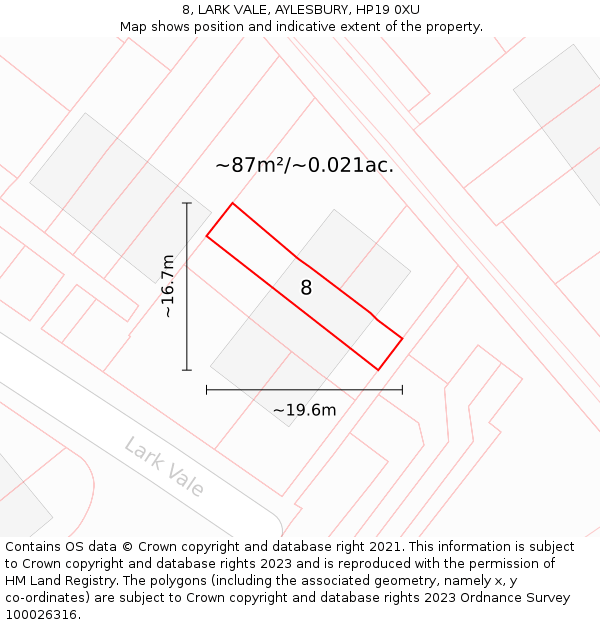 8, LARK VALE, AYLESBURY, HP19 0XU: Plot and title map