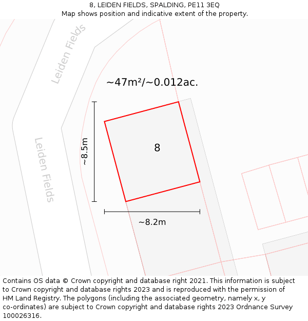 8, LEIDEN FIELDS, SPALDING, PE11 3EQ: Plot and title map
