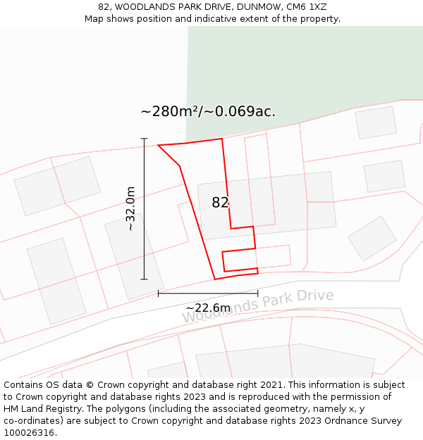 82, WOODLANDS PARK DRIVE, DUNMOW, CM6 1XZ: Plot and title map