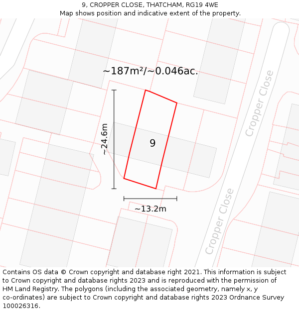 9, CROPPER CLOSE, THATCHAM, RG19 4WE: Plot and title map