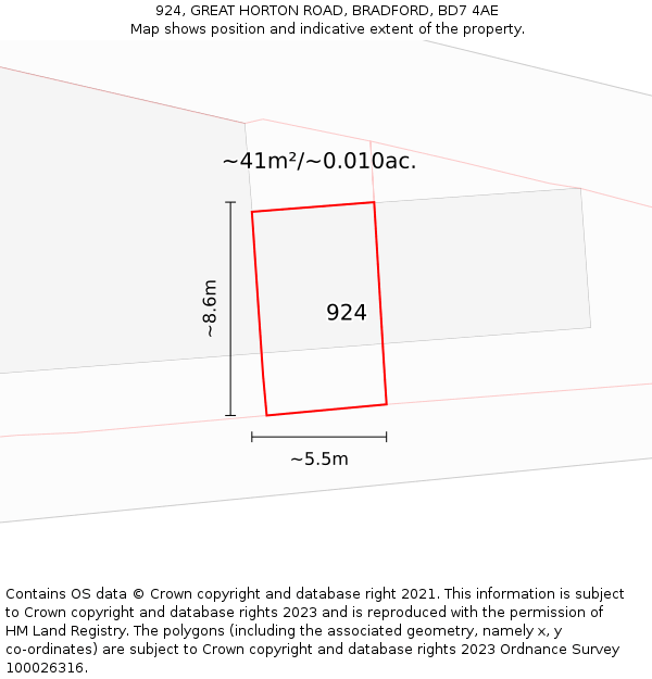 924, GREAT HORTON ROAD, BRADFORD, BD7 4AE: Plot and title map