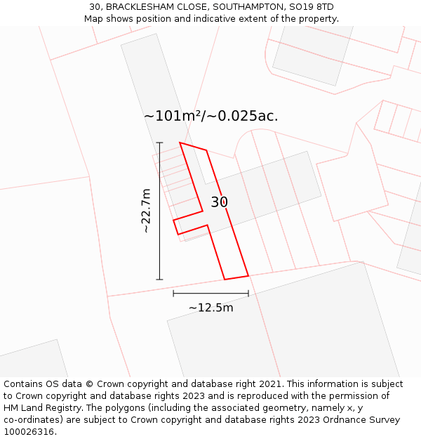 30, BRACKLESHAM CLOSE, SOUTHAMPTON, SO19 8TD: Plot and title map