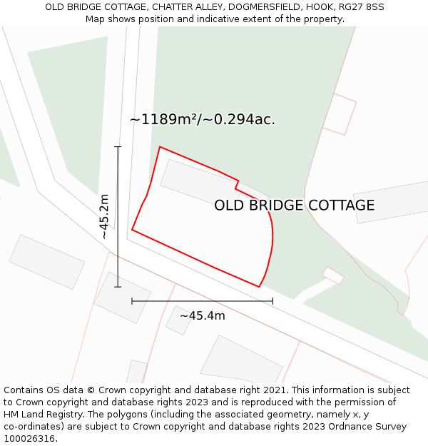 OLD BRIDGE COTTAGE, CHATTER ALLEY, DOGMERSFIELD, HOOK, RG27 8SS: Plot and title map