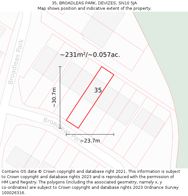 35, BROADLEAS PARK, DEVIZES, SN10 5JA: Plot and title map