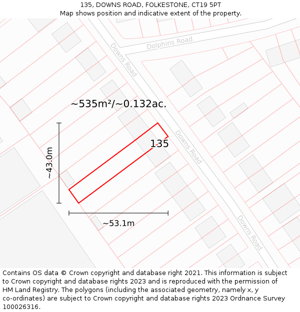 135, DOWNS ROAD, FOLKESTONE, CT19 5PT: Plot and title map
