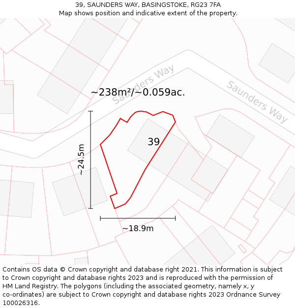39, SAUNDERS WAY, BASINGSTOKE, RG23 7FA: Plot and title map